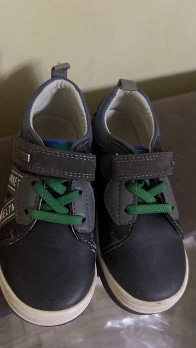 Кросівки 29 р устілка 17 см