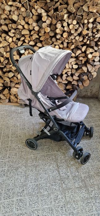 Carrinho de passeio como novo