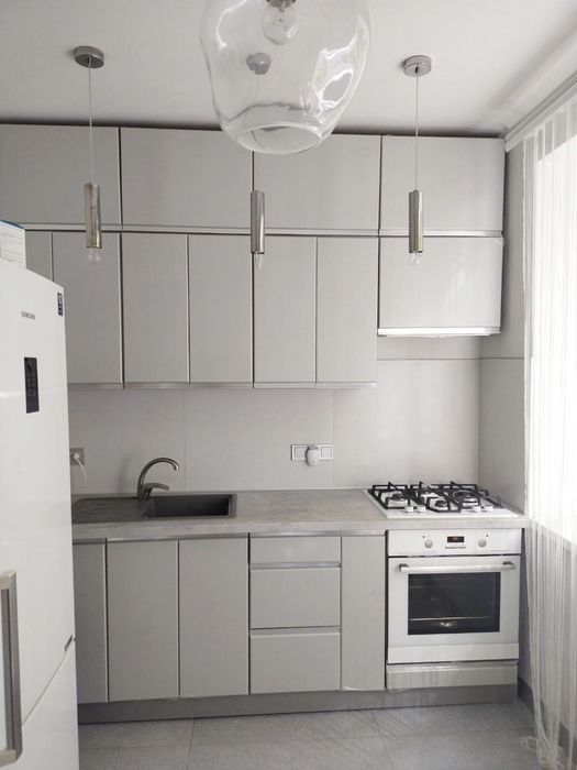 Продаж 2к САМИЙ ЦЕНТР (ЦУМ). код 7091