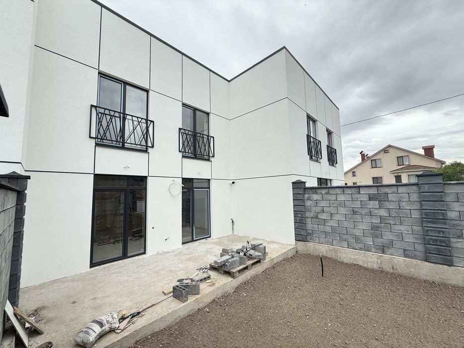 Котедж На Щасливому! Опалення! Підключені мережі!