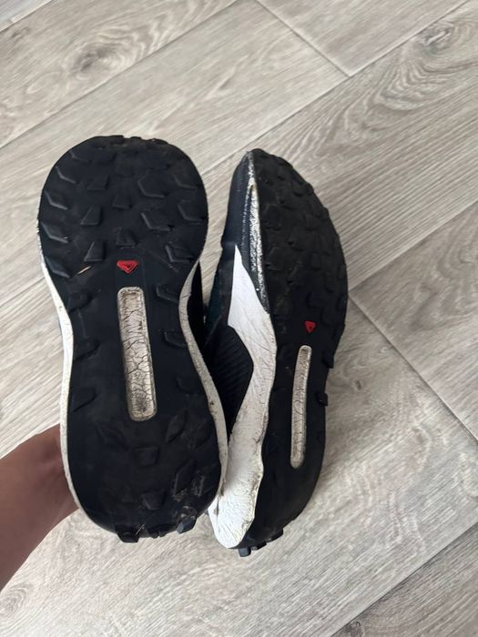 Кроссовки Salomon Nike оригинал 41 размер