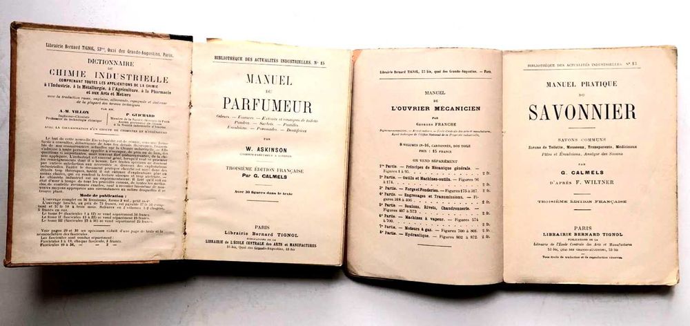 Perfumes e Sabões - 2 Livros para aprender a fazer.