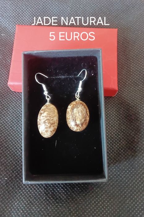 Brincos em Jaspe Castanho natural
