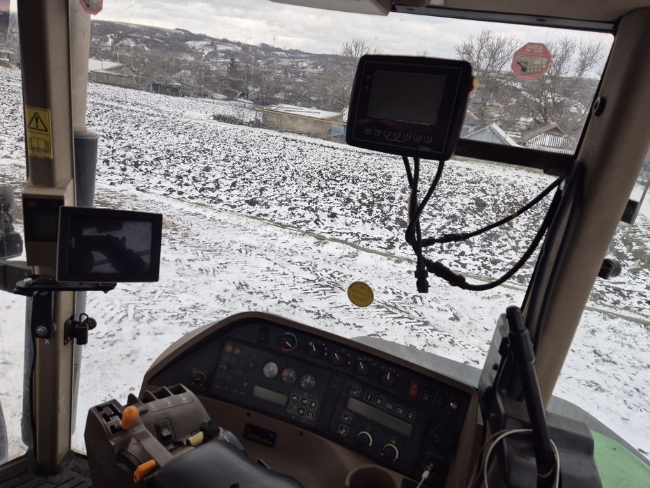 Продам джондир 8400
