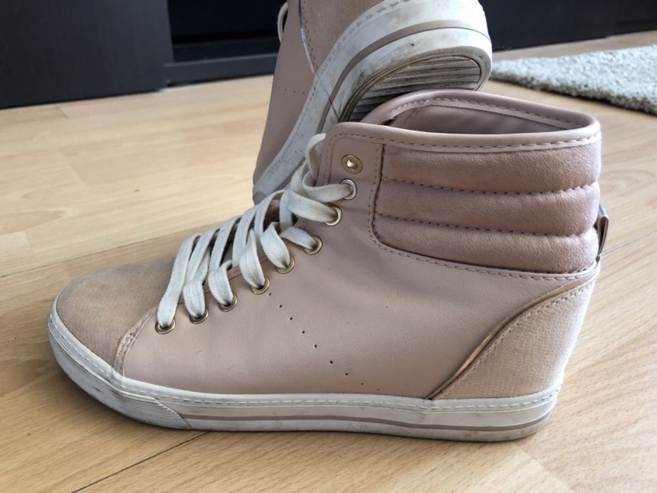 Bershka buty sneakersy sportowe na koturnie róż 38