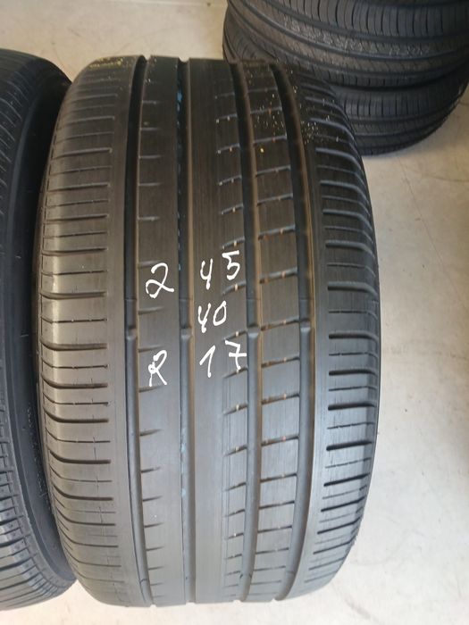 2 pneus 245 40 r17 Pirelli