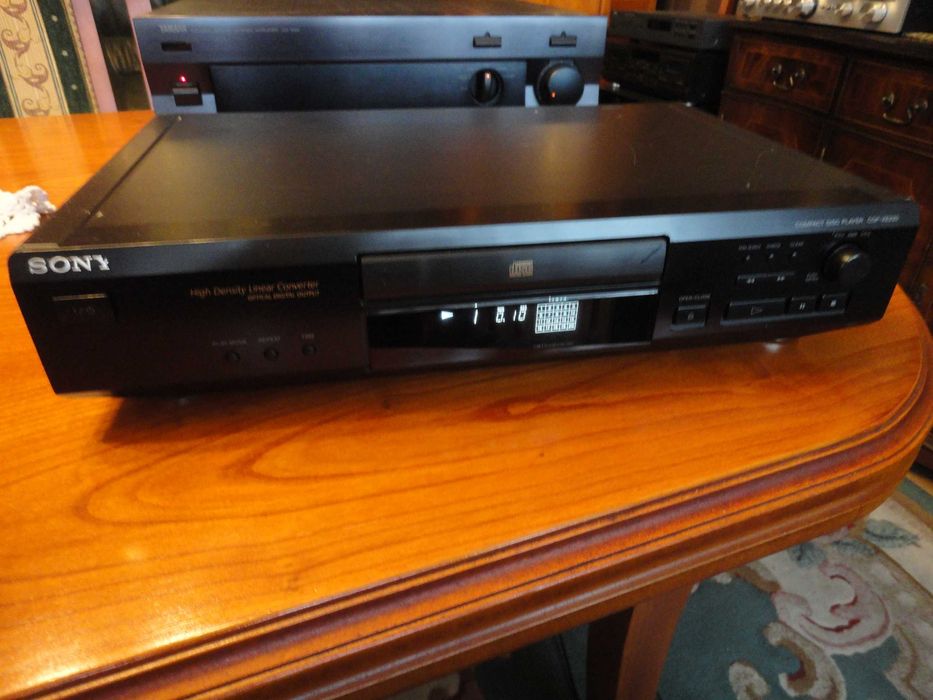 Odtwarzacz CD Sony CDP-XE220