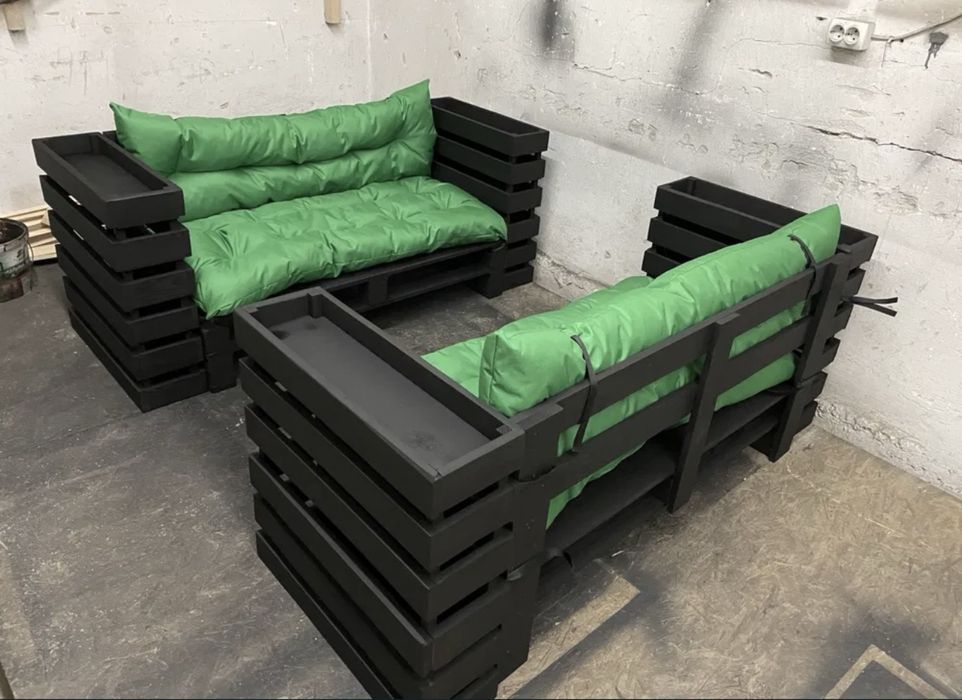 Меблі для тераси з дерева