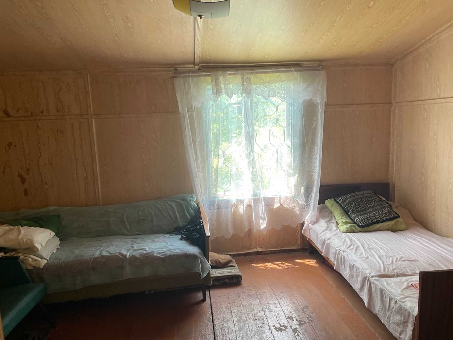 Продам дачу Кировское 46 кв.12сот.земли.Сосновый лес,река Орель.