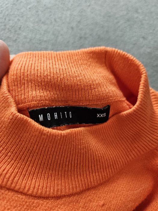 Sweterek Mohito rozm. XXS
