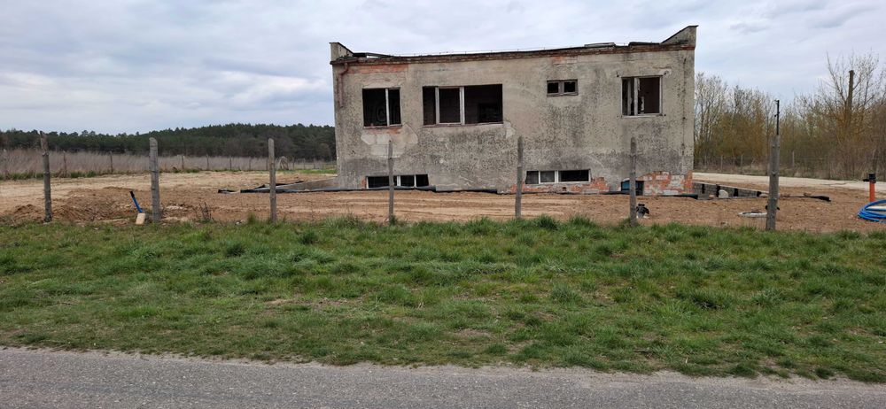 Świebodzin 66-200 Nieruchomość budynek 2 poziomy ok 100m2 na poziom + 1170m2 działka 23/14