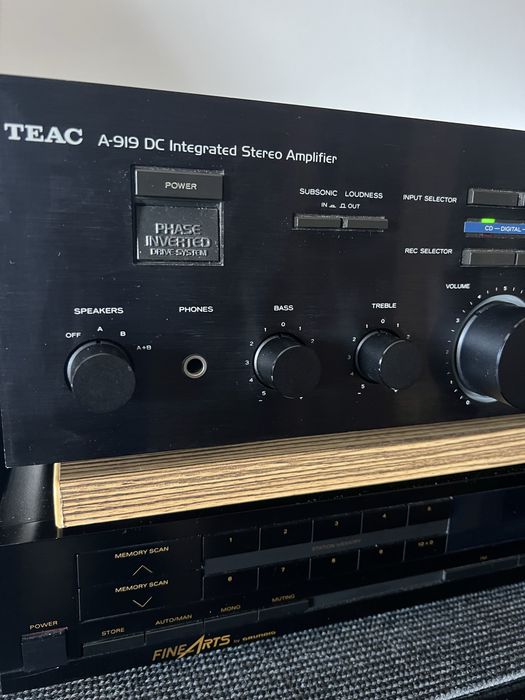 Amplicador TEAC A919 DC