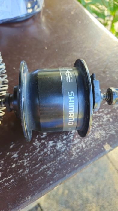Piasta, prądnica, dynamo Shimano DH-3N30 Czarna, 6V-3W