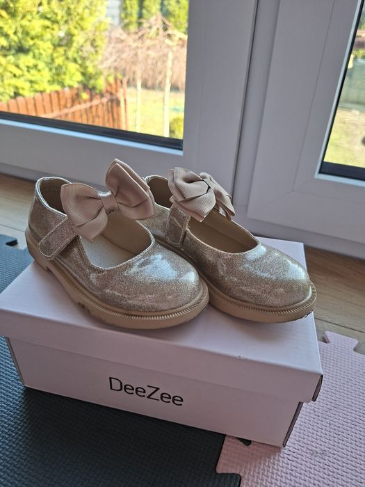 Lakoerki półbuty 27