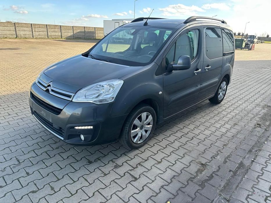 Citroën Berlingo Osobowy / Navi /Kamera/ led /Tempomat