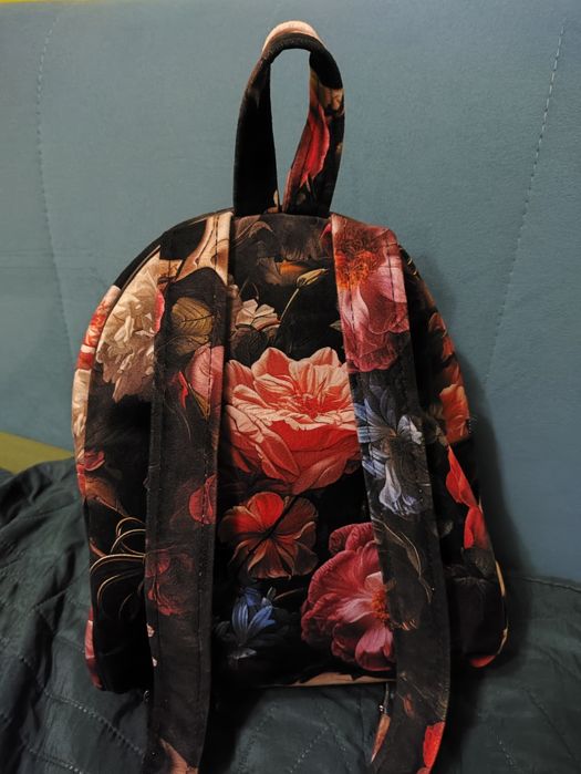 Plecak mroczna elegancja Props jak nowy