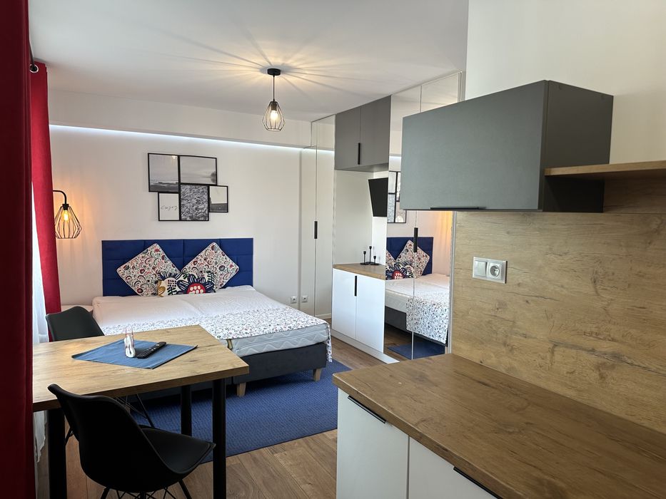 Wynajmę umeblowaną KAWALERKĘ w centrum Jeleniej Góry