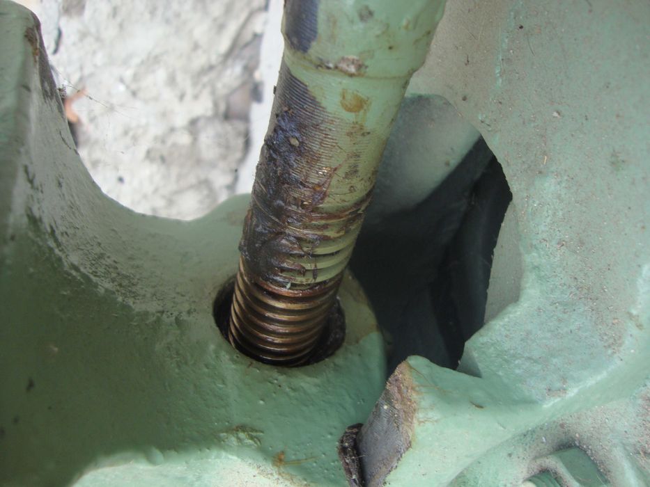 Тиски слесарные стальные