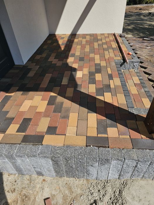 Brukarz, profesjonalne układanie kostki