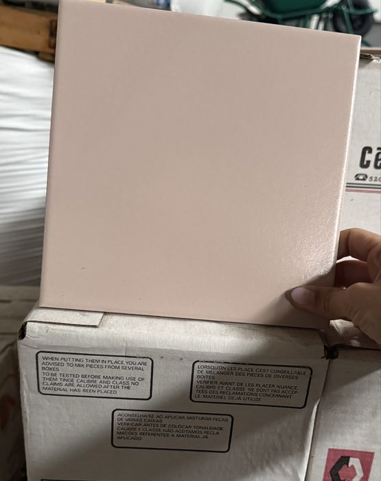 Cerâmico rosa 20x20