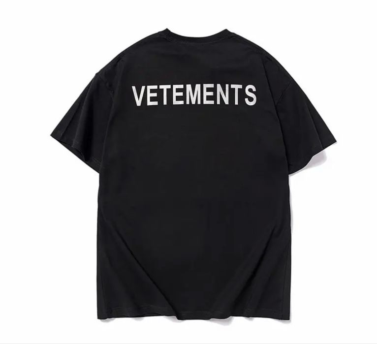 Мужские футбокли Vetements Antisocial унисекс черные белые