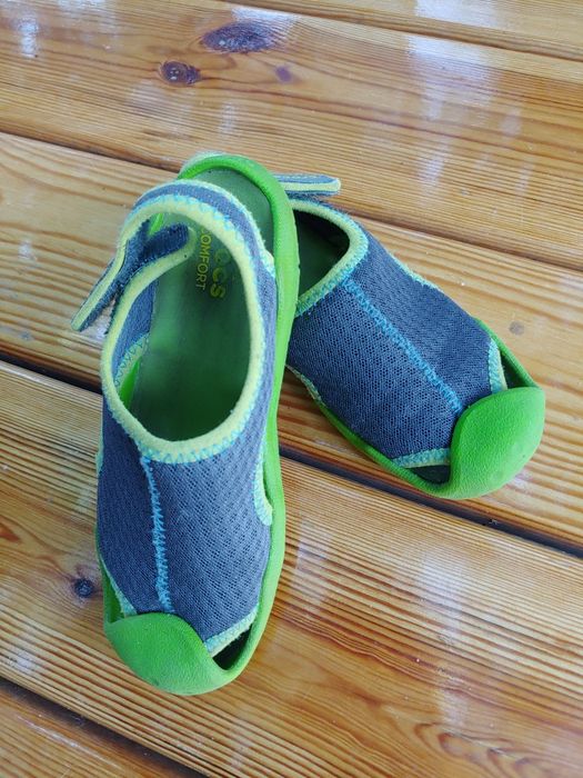 Босоніжки сандалі crocs j 1 j1