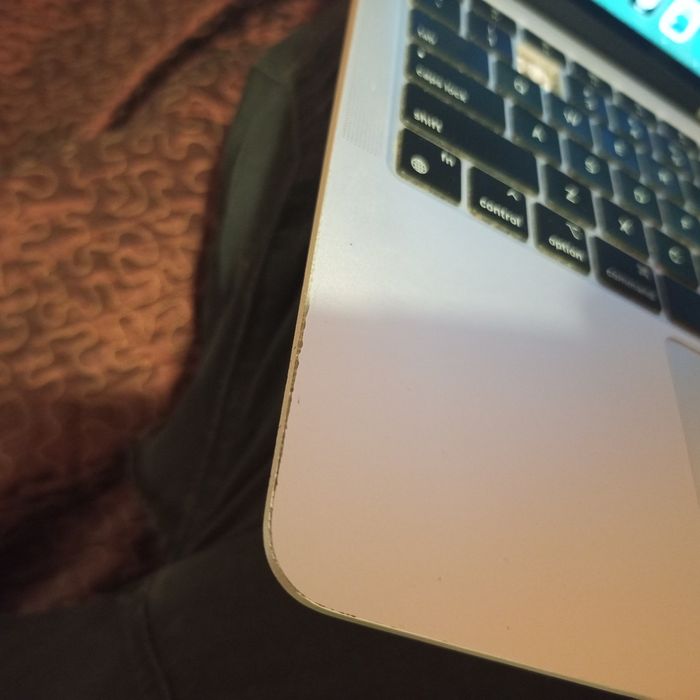 MacBook Air M1 A2337 під ремонт