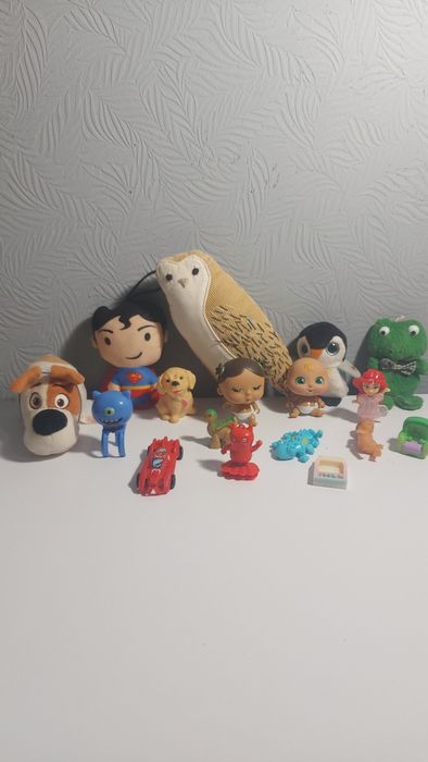 Лот іграшок kinder + happy meal (можливо поштучно)