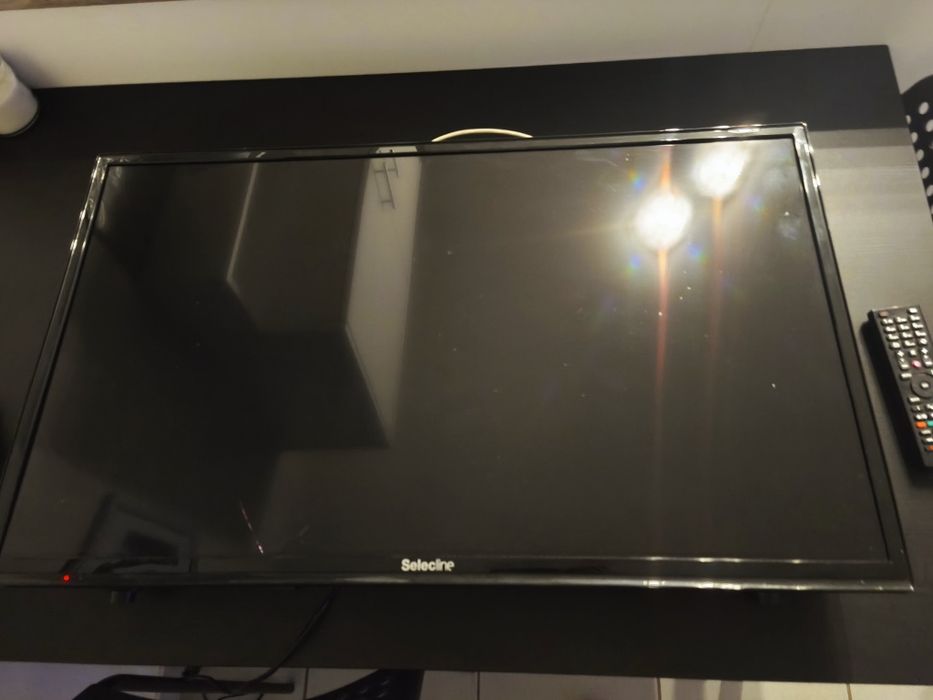 TV Qlive para peças