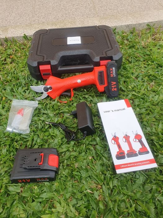Tesoura de Poda Elétrica 21V (NOVA) + 2 Baterias Lítio