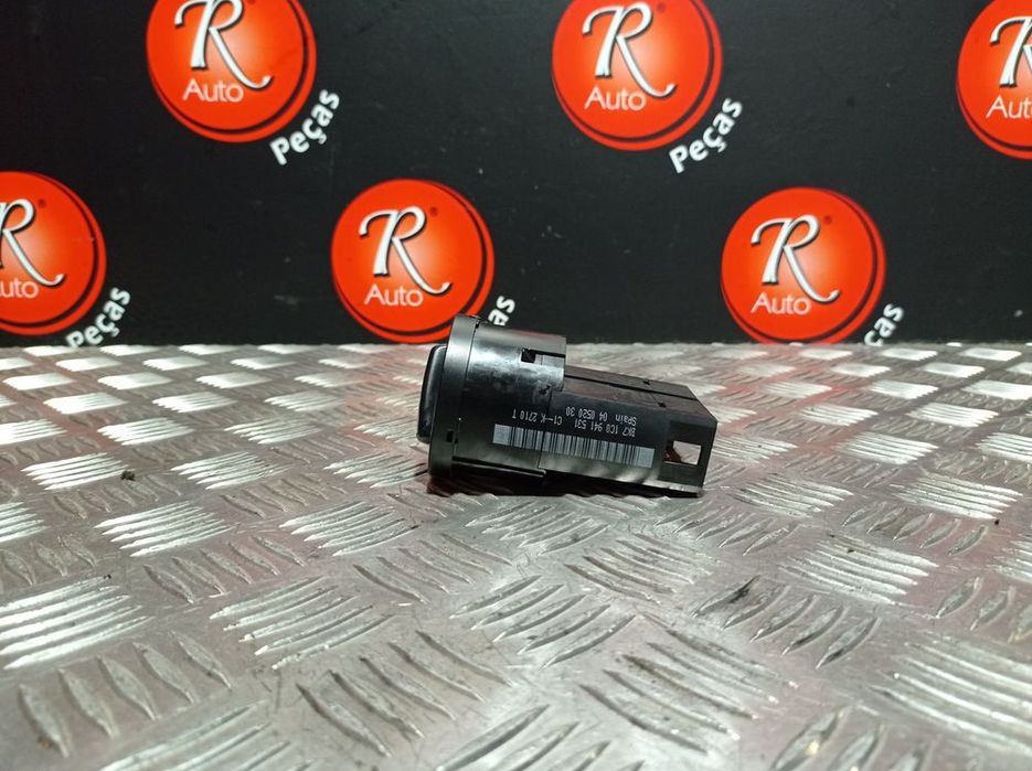 Comando Das Luzes Volkswagen Golf Iv (1J1)