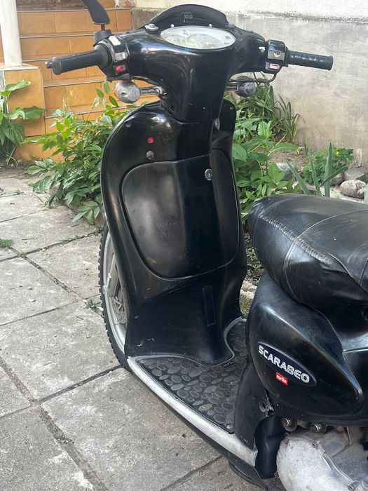 Скутер Aprilia Scarabeo 50