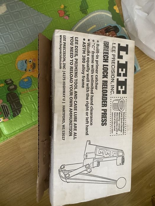 Lee Прес Reloader