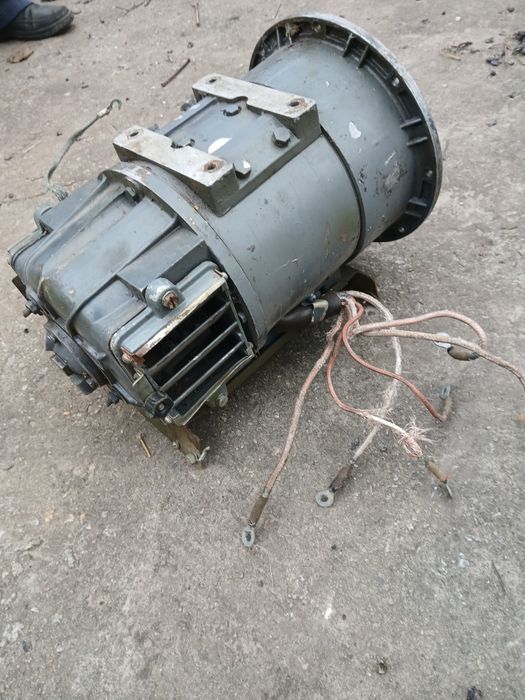 Продам генератор