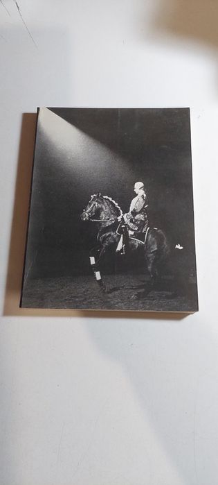 Memórias e Trabalhos de Meio-Século dum Cavaleiro Português - Nuno Oliveira (1981)