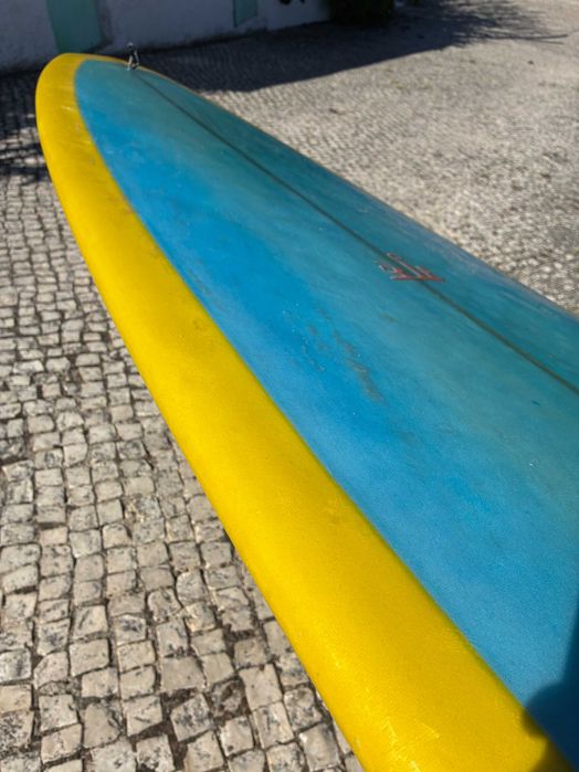 Longboard 9'2 shaped by Guru Surfboards