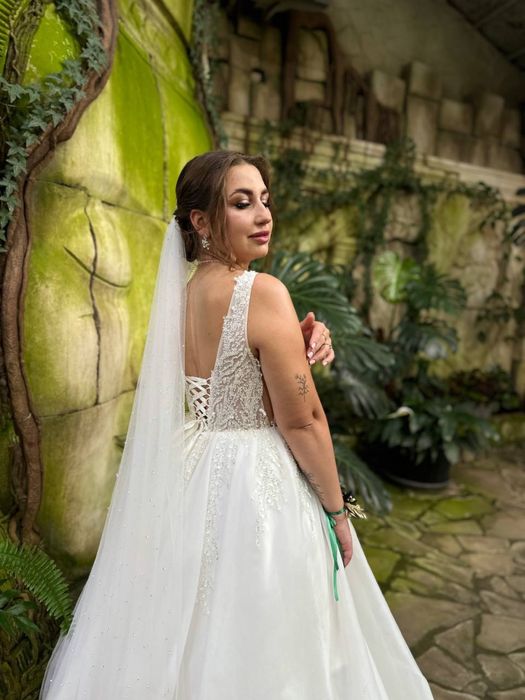 Весільна   сукня