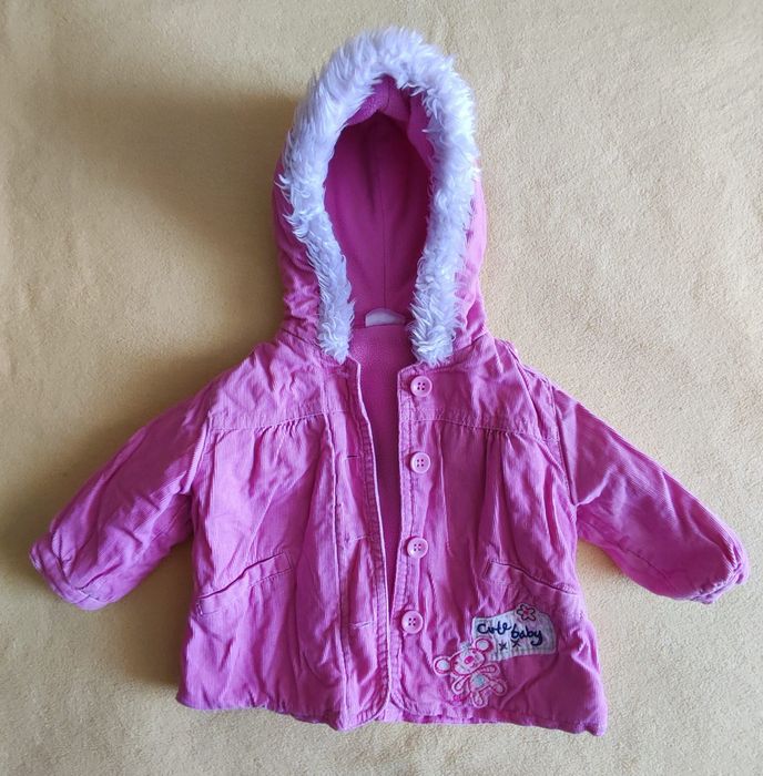 Легка куртка на дівчинку