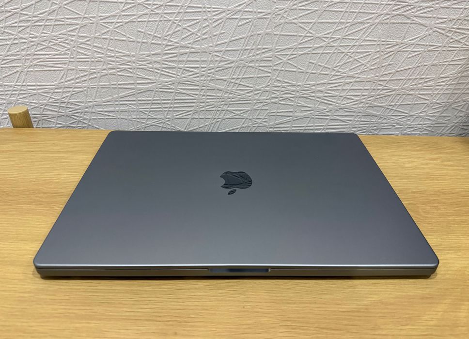 MacBook PRO 16 M1 Max 10 CPU/ 24 GPU/ 64 RAM/ 512 GB SpaceGray