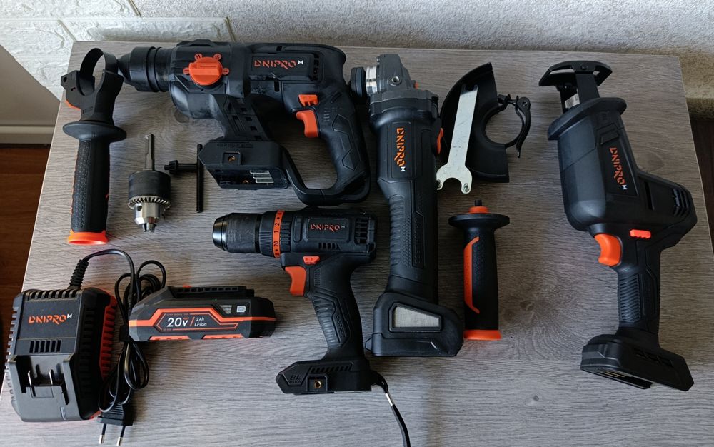 Акамуляторна болгарка