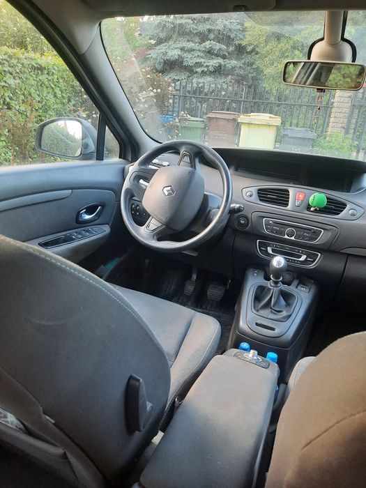 Renault Scenic..