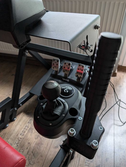 Playseat stelaż kierownica Logitech G29 podłokietnik ręczny kubełek