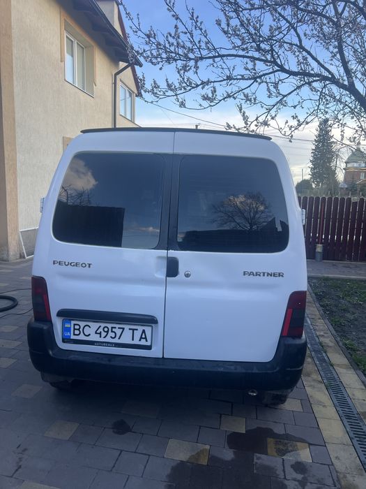 Peugeot  Partner