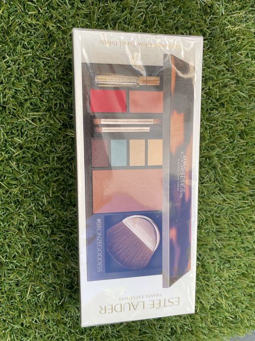 Kit de viagem maquiagem Estée Lauder, selado