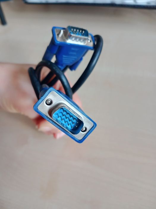 Przewód VGA-VGA komputer - monitor