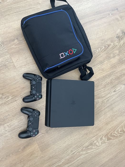 Playstation 4 Slim