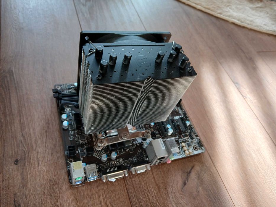 MSI H110M + i5 7600 3,5GHZ