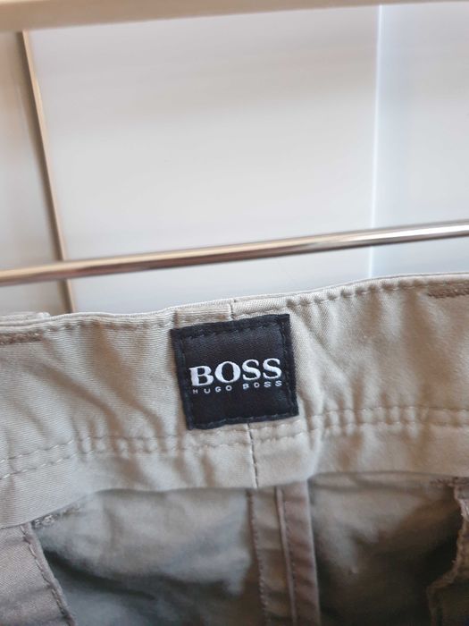 Spodnie khaki chino chinosy Boss L męskie