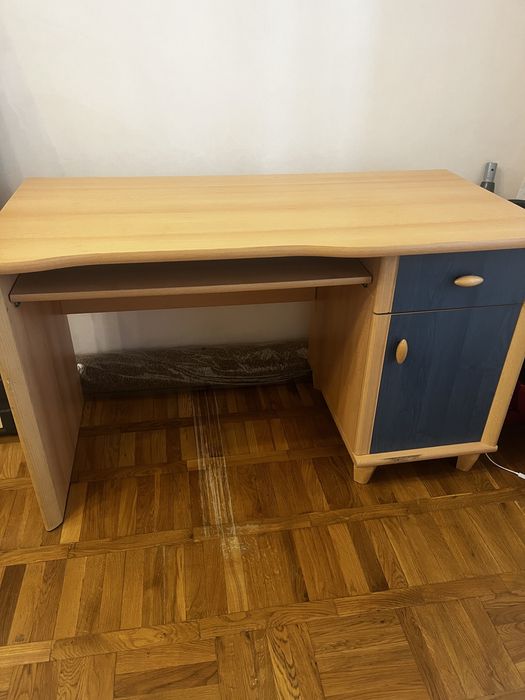 Продам стіл б/у