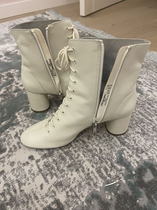 Ботільйони Zara